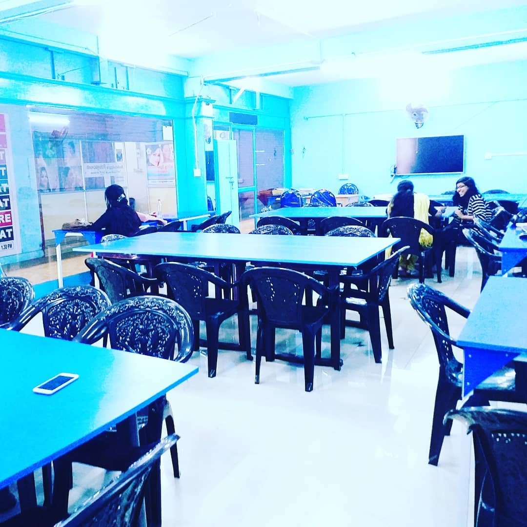 Image gallery marquee