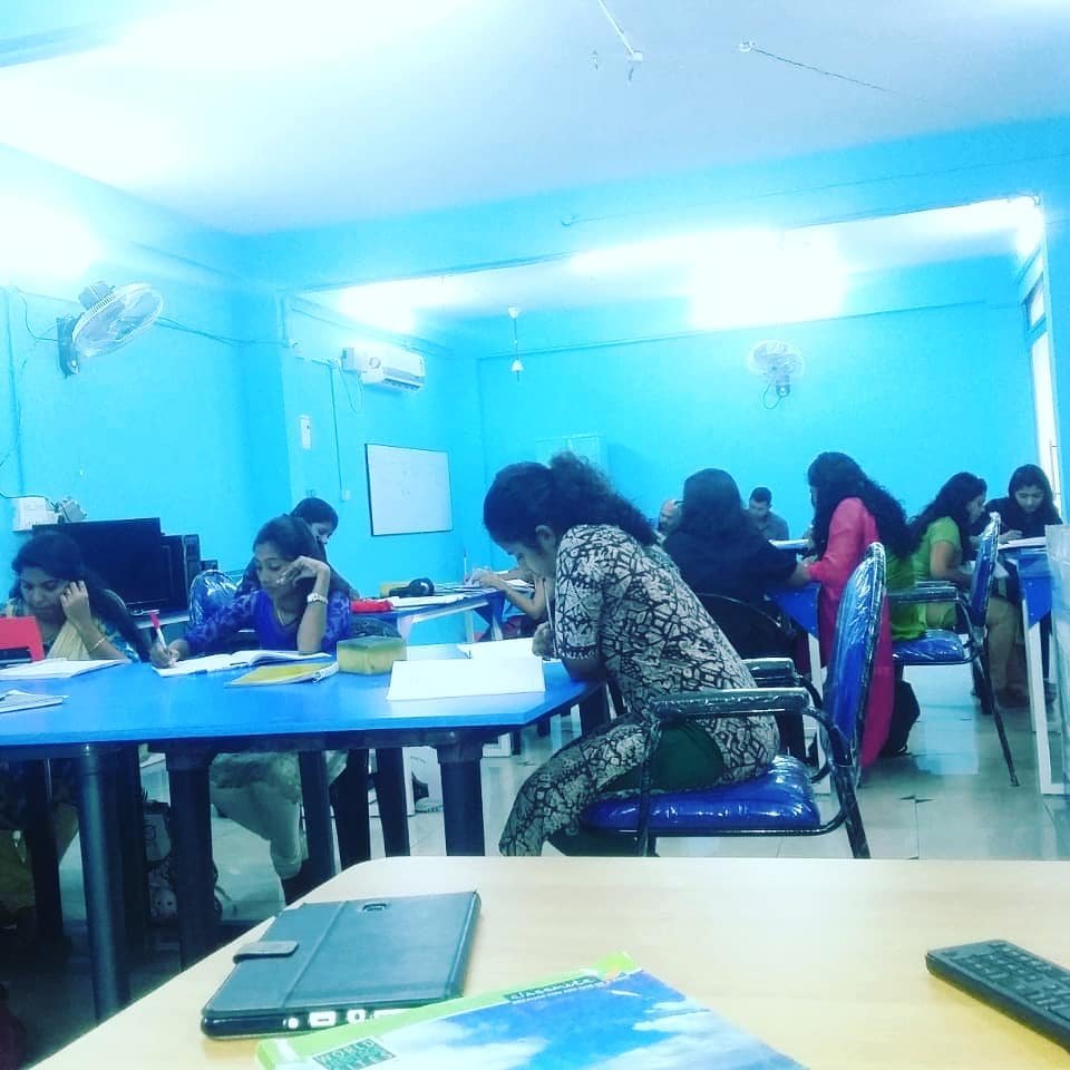 Image gallery marquee