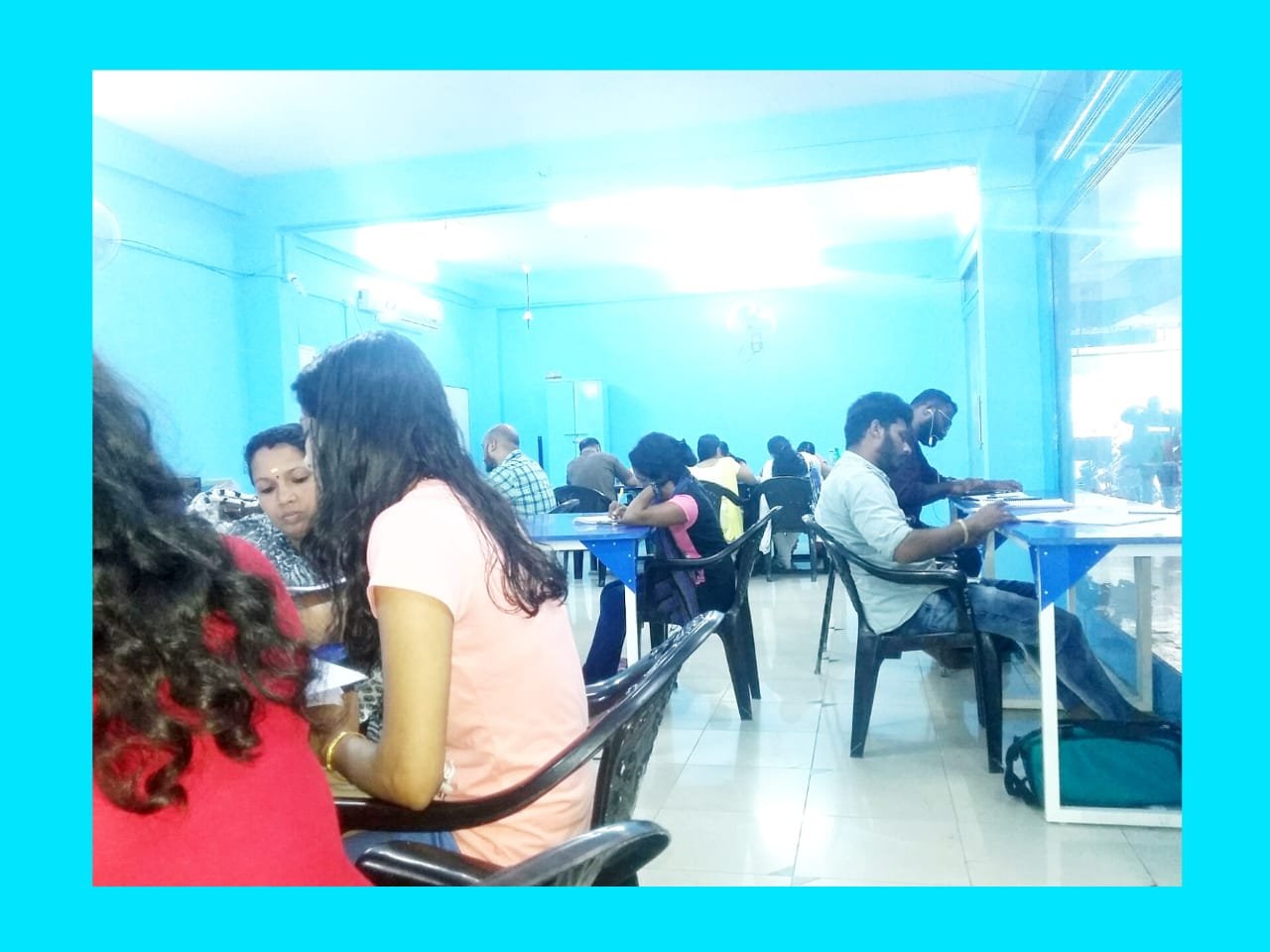 Image gallery marquee